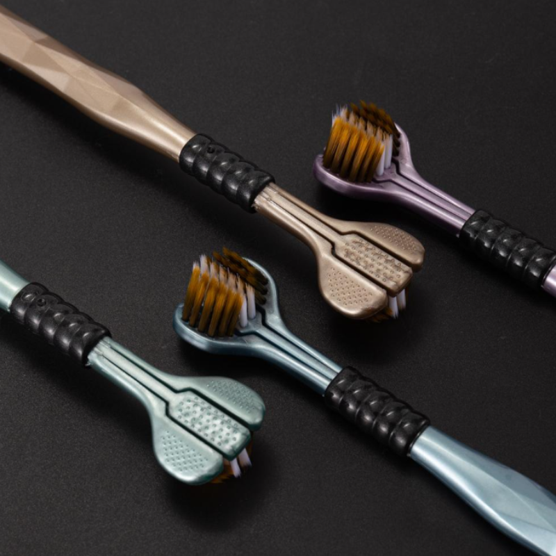 HOT SALE🦷Three-headed multi-angle cleaning toothbrush