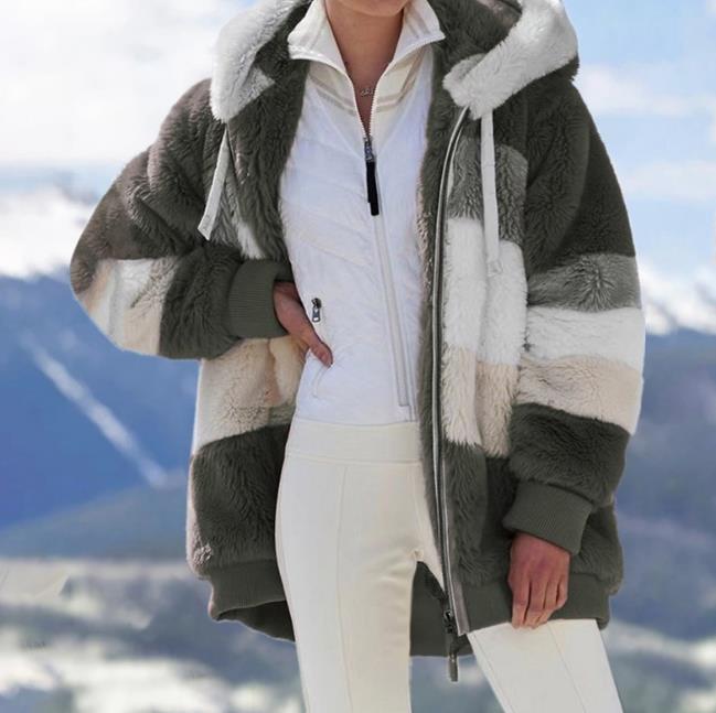 🎁Hot Sale 49% OFF⏳Women's Winter Plush Hooded Colorblock Jacket with Pockets