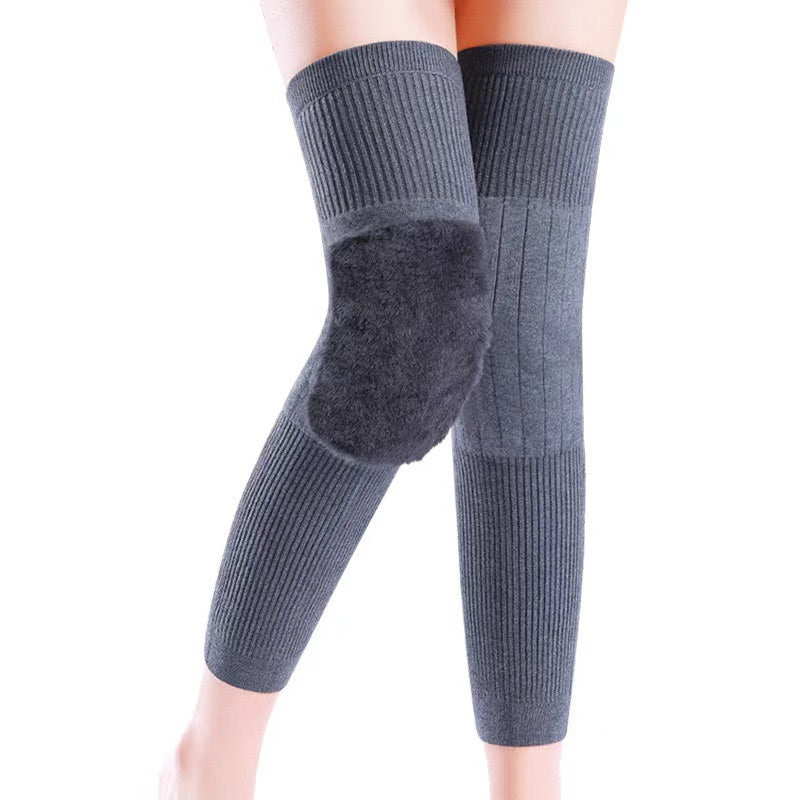 🔥2025 HOT SALE🔥Universal Cold Protection Thickened Faux Furred Knee Pads