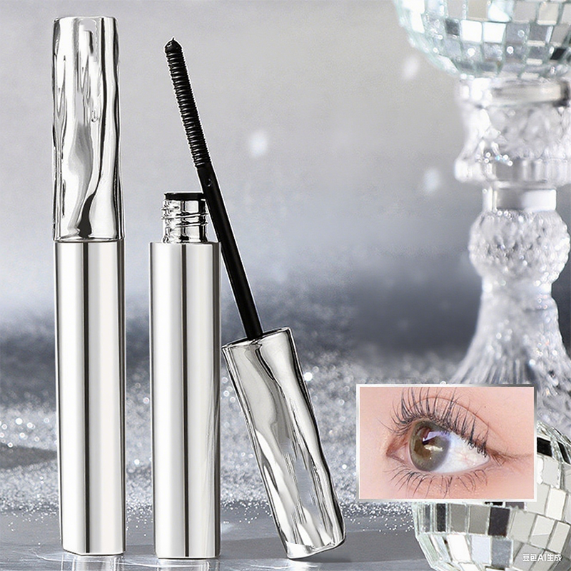 ✨Waterproof mascara with fibers – instantly lengthens and curls lashes