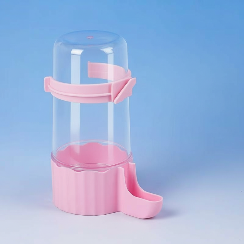 ✨ A 2-in-1 bird feeder and waterer—keep pet care neat and tidy! ✨
