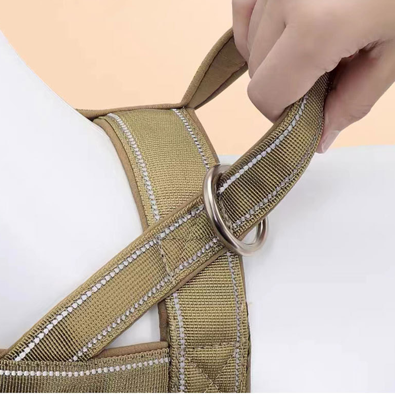 🥳2026 HOT SALE🥳💞50K+ SOLD!🐕💪 50% OFF! Heavy‑Duty Tactical Dog Harness – No‑pull, no‑choke. Reflective strips for night walks. Padded & easy‑grip handle. 🛡️✨