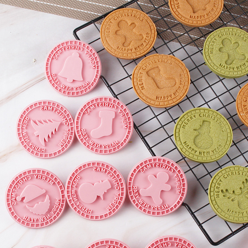 🏆 50% Off on the Last Day! 🔥 Buy 2, Get 1 Free 🎁 Holiday Christmas Cookie Cutter Set