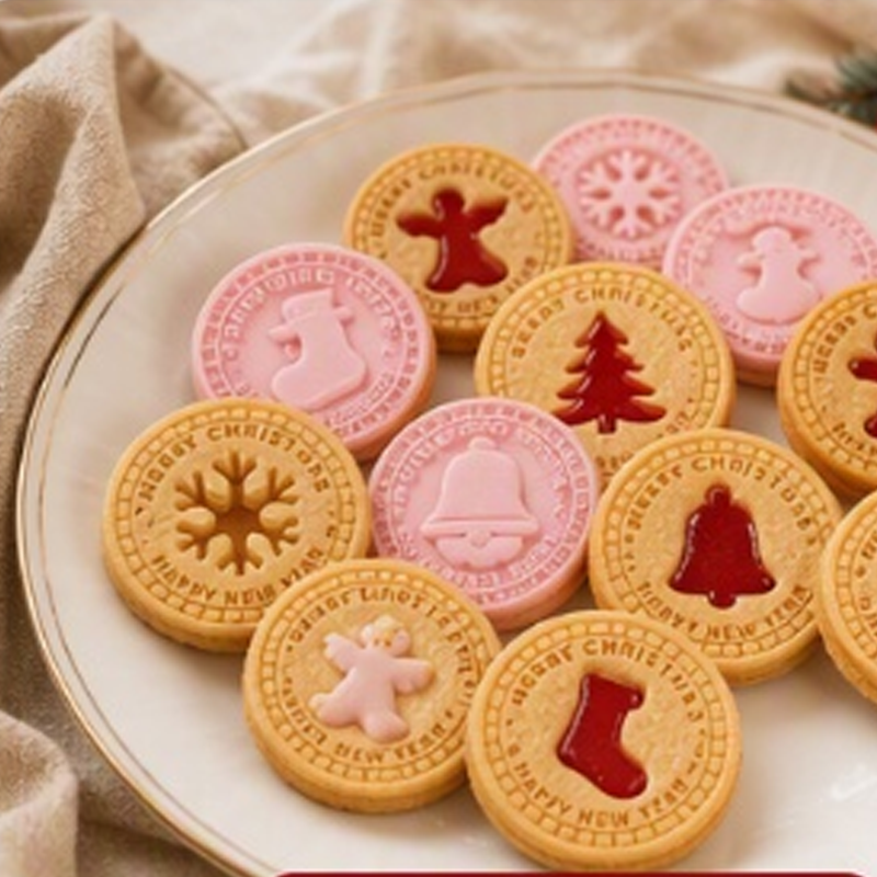 🏆 50% Off on the Last Day! 🔥 Buy 2, Get 1 Free 🎁 Holiday Christmas Cookie Cutter Set