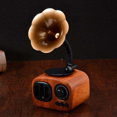 🎁Hot Sale 49% OFF⏳Vintage Wooden Gramophone Bluetooth Speaker