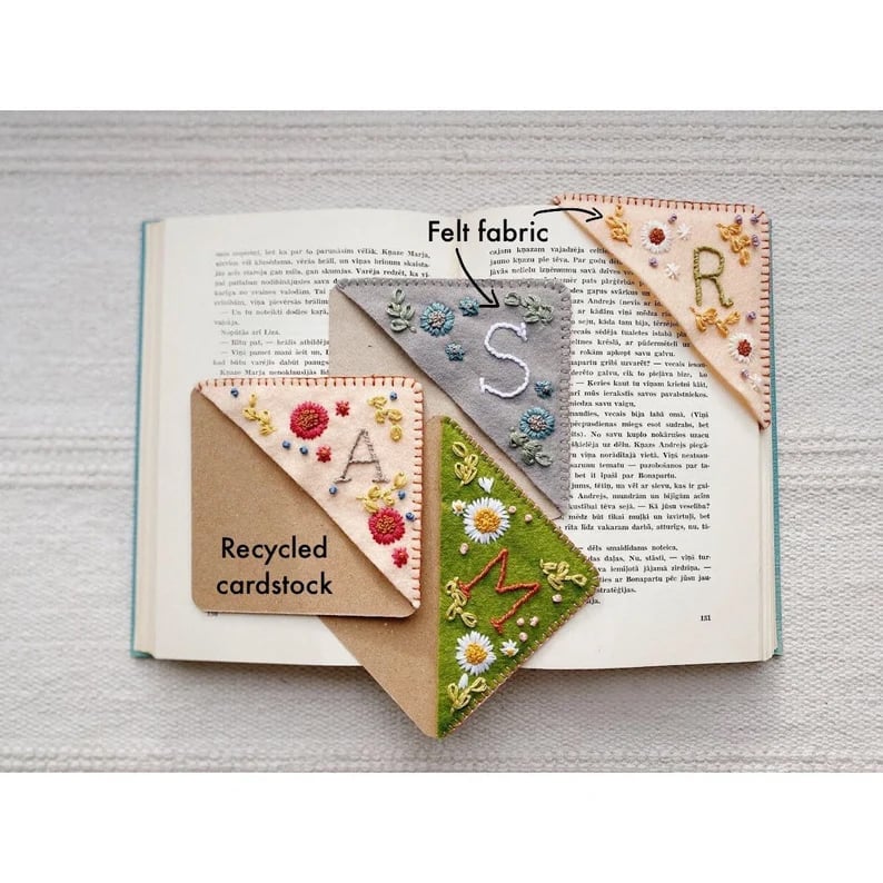 🎁Christmas 49% OFF⏳Personalized Embroidered Corner Bookmark - newbeew
